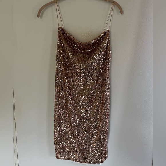 Top shop mini sequined dress. Size 2 - Picture 1 of 9